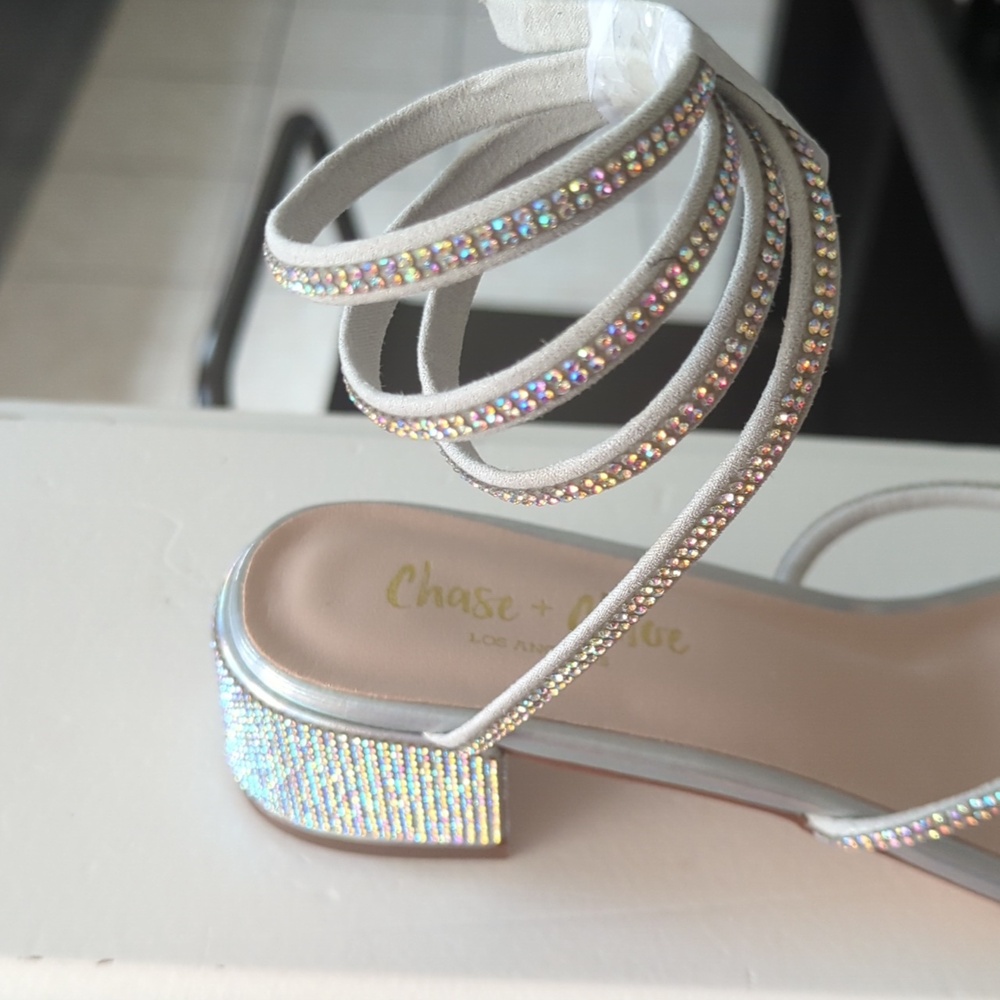 Shoe - Picture 7 of 12